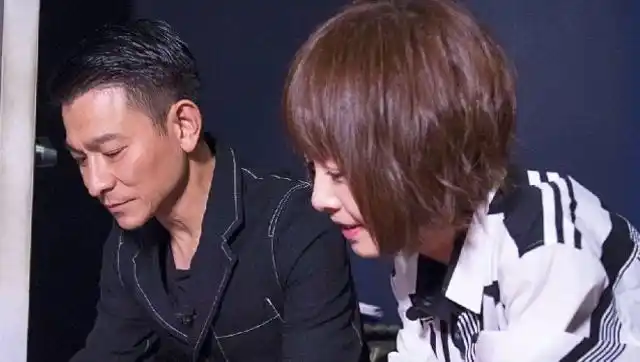 鲁豫问刘德华:当年找向华强借多少钱?他说出一串数字,鲁豫懵了