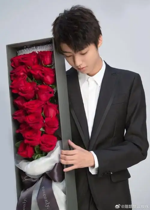 # 💙#champion大中华区品牌代言人王俊凯# 💙
 97