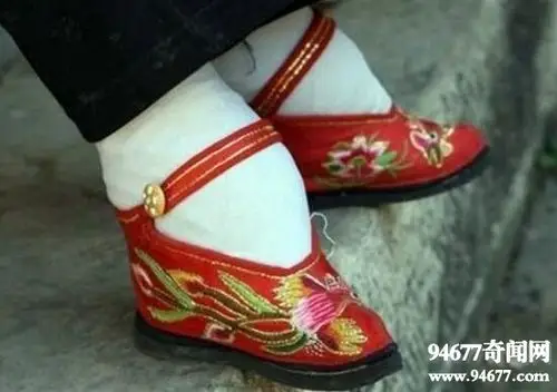 裹脚是从什么时候开始的裹脚图片大合集