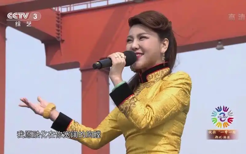 【乌兰图雅】20160327 长发飘飘版《套马杆》