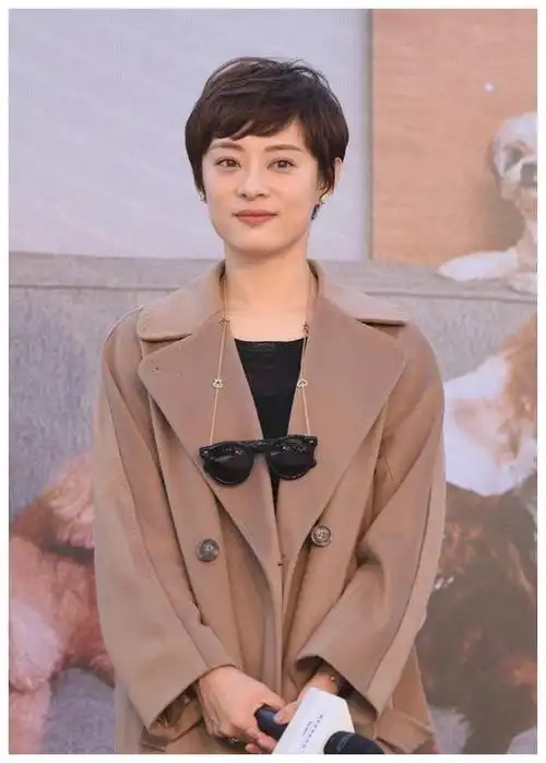 上海之夜孙俪惊人状态童谣下巴痘爆杨幂刘诗诗撞脸姐妹