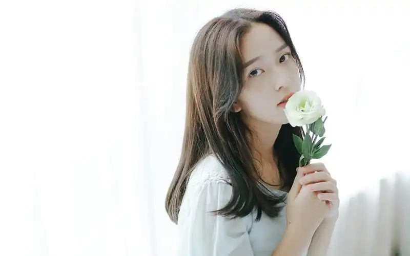 养眼美女清新写真图片桌面壁纸