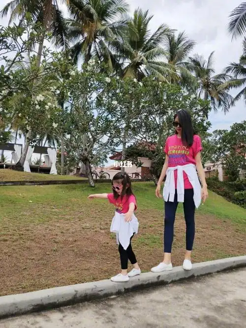 超模张梓琳官宣二胎生女,恭喜女神!