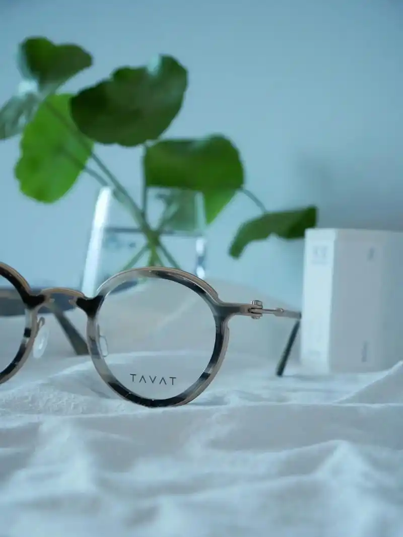 tavat 眼镜新款配色太绝了!板料 - 抖音