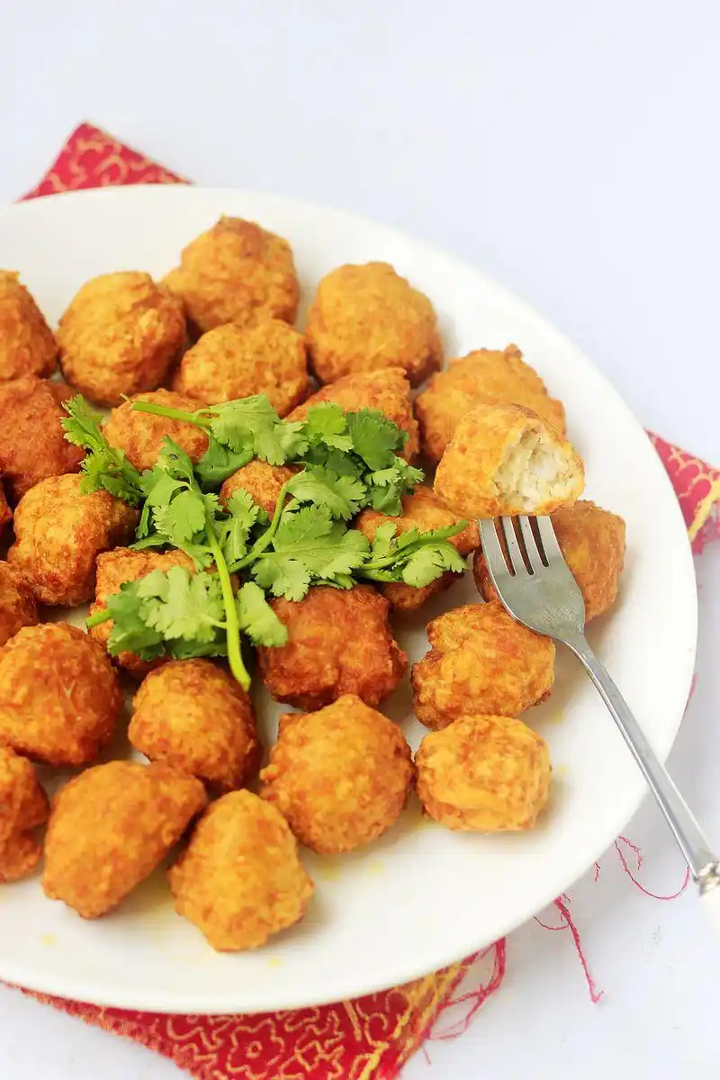 团团圆圆炸鱼丸,金黄酥香无腥味,原汁原味太好吃了