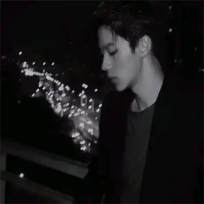 暗黑系头像男帅气真人侧脸高清图片