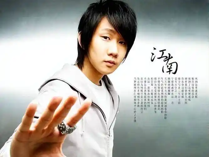 林俊杰的歌曲也不必过多的介绍,因为谁会拒绝那些如此美妙的音乐呢?