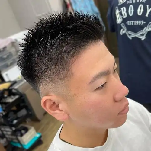 15帅气男士发型,清爽时尚很有型,喜欢就试试插图2