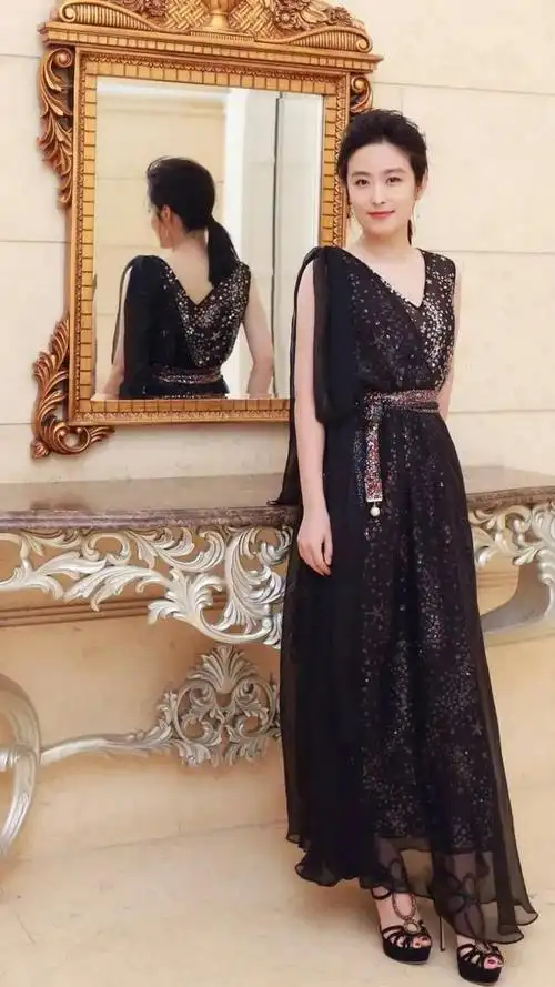 徐百卉名副其实的大美人