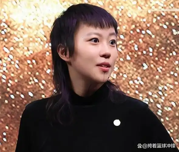 "星二代"窦靖童:母亲生活美满,但落魄的父亲是我放不下的牵挂