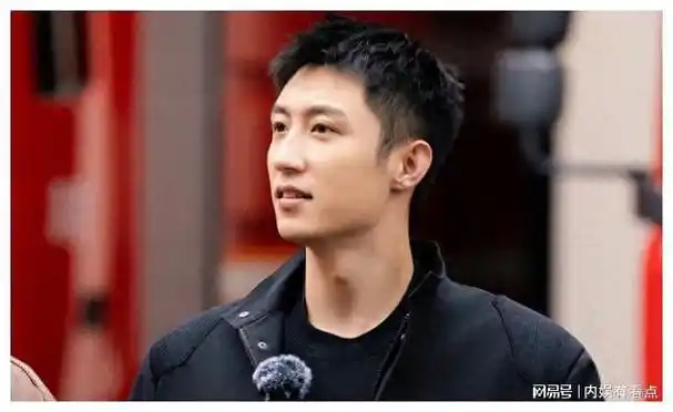 大瓜来了!圈内人曝黄景瑜二婚,热巴邀请函称呼已经变成了夫人