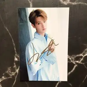 黄明昊justin亲笔签名照 官方媒体保真粉丝后援礼物偶像练习生