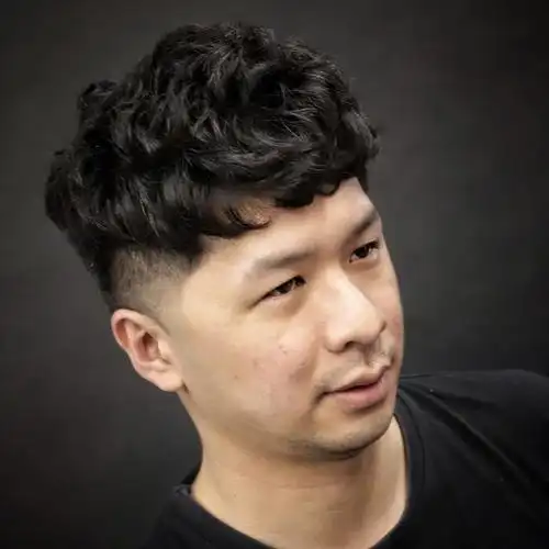 脸胖的男士别乱剪发型了建议留这4款清爽短发显瘦还帅气