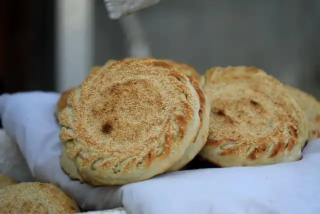 我的老家是徐州丰县一带,徐州是全国铁路交通的枢纽,也是一个物产丰富