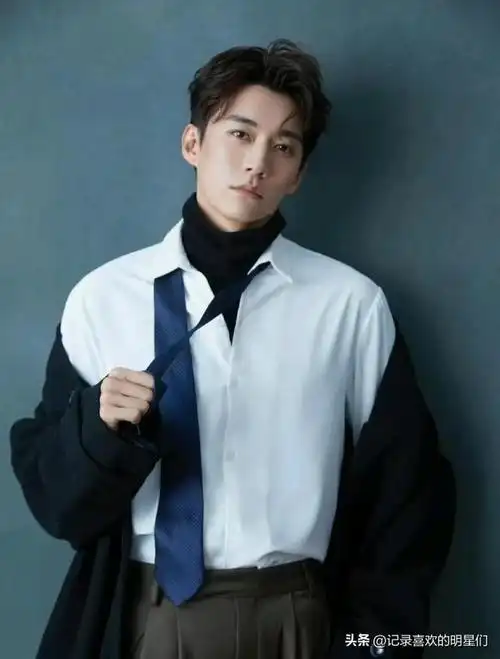 来看看绝世美男子:刘学义,演技精湛,人才好,古装男神.