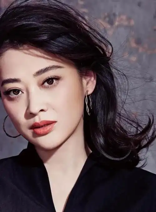 梅婷:美艳动人,妩媚迷人写真!