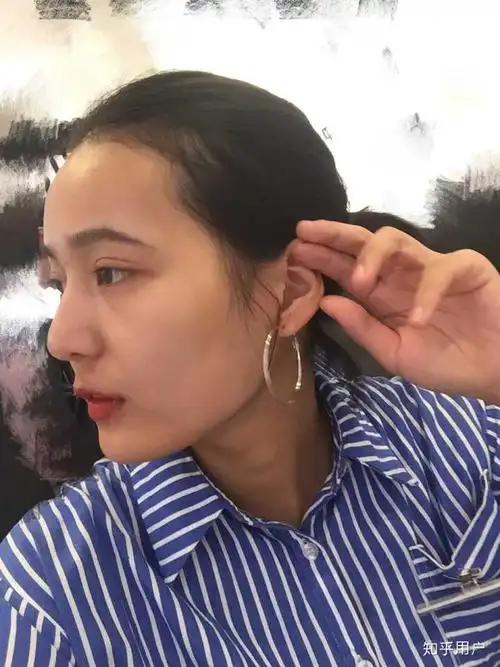 侧脸比正脸好看是种怎样的体验?