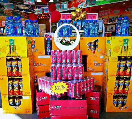 榆阳南郊加油站创意堆头