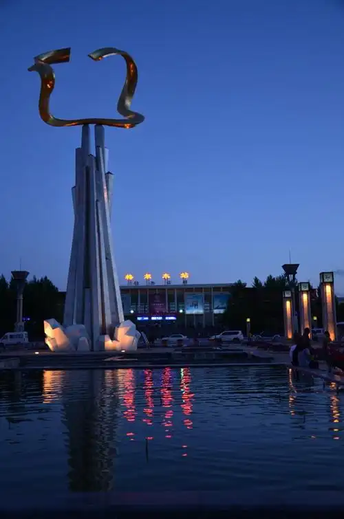 dsc_3476格尔木车站夜景