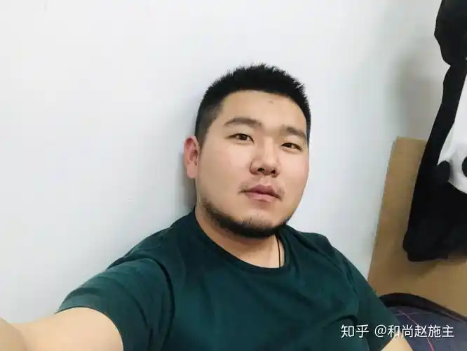 男生有很长的胡子是种怎样的体验