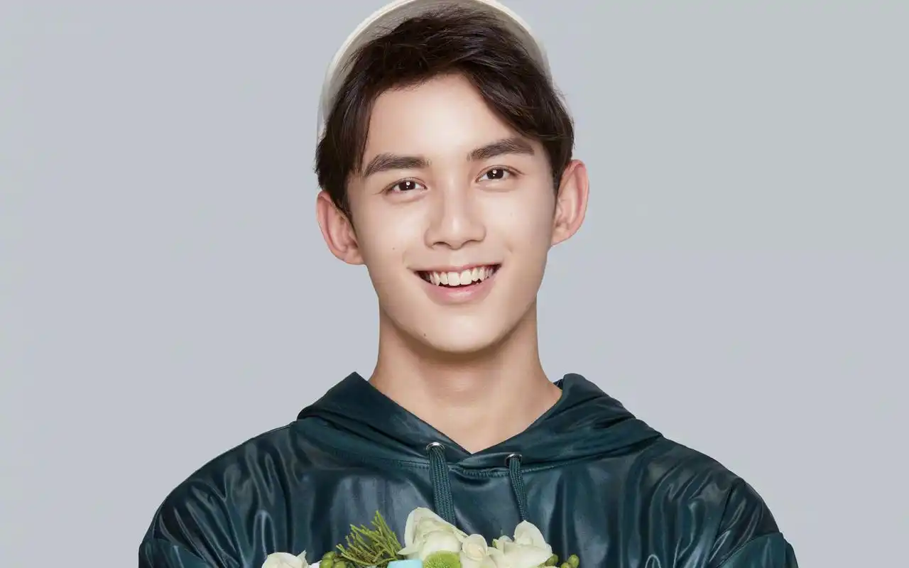 小鲜肉时尚吴磊高清帅气大陆男明星 简介 小鲜肉