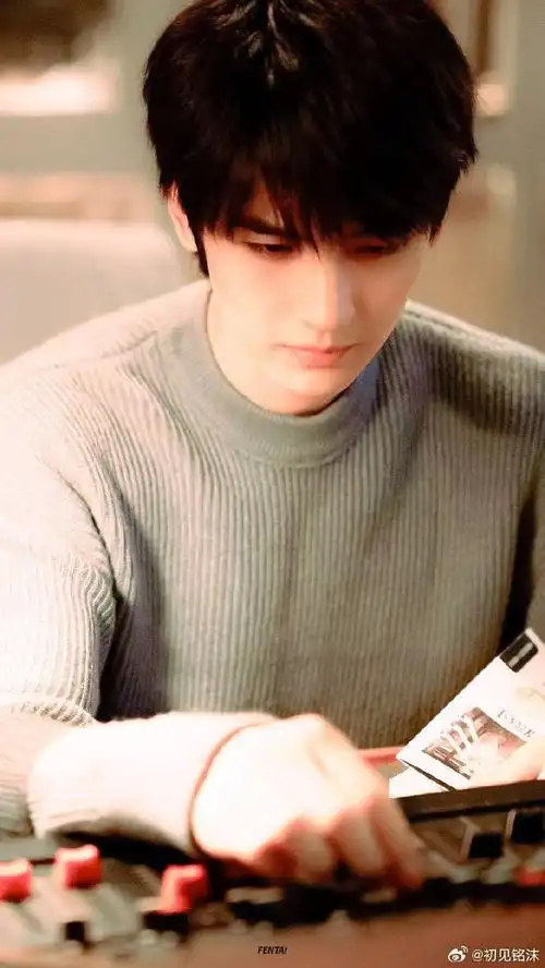 了多大的委屈,所以支持维权#黄俊捷粉丝的态度##黄俊捷工作室发声明