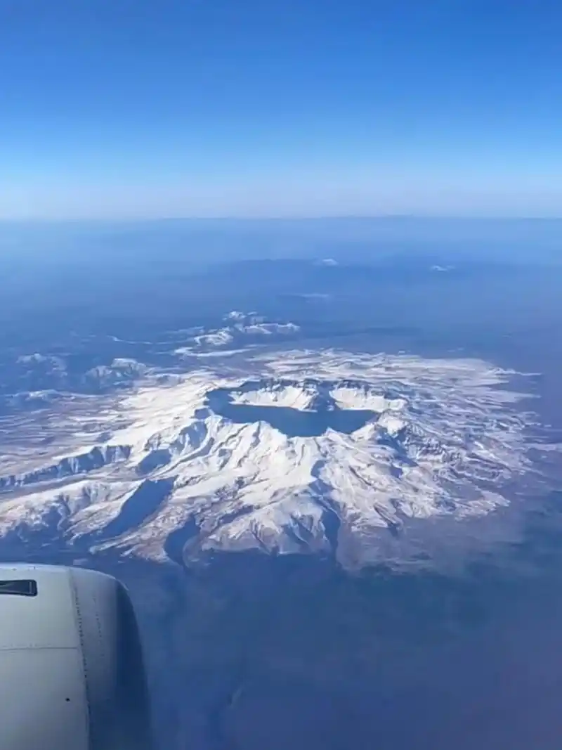 飞越长白山 俯瞰天池… 三生有幸