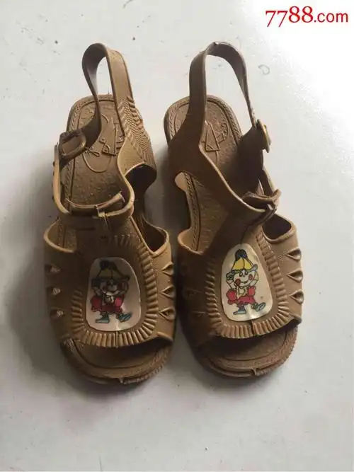 缩小更多"男女/鞋靴"商品>>>>99八十年代怀旧塑料凉鞋9品￥4099八