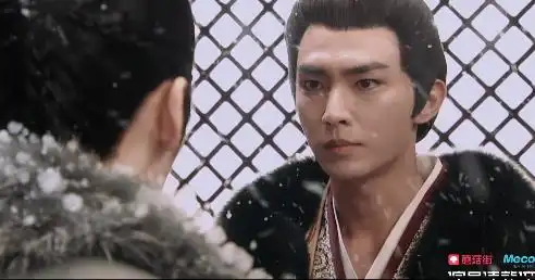 炎亚纶古装造型很养眼,人造雪却影响了发挥,忍痛表演很敬业