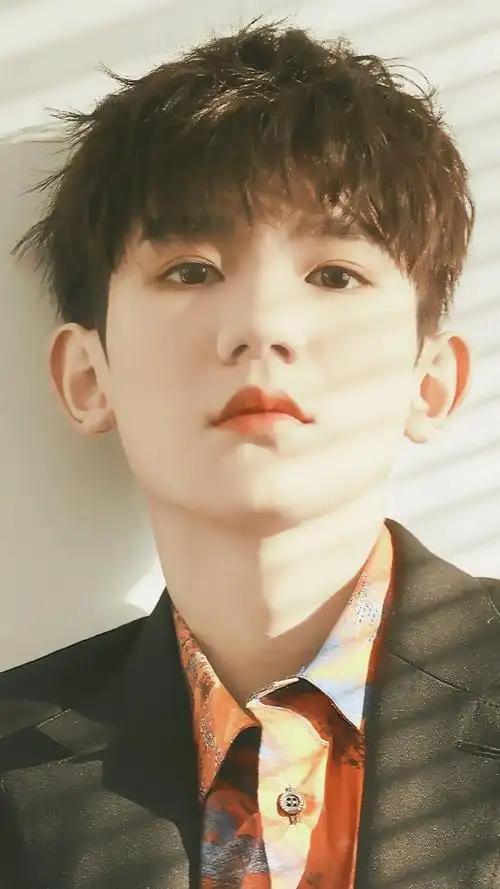 [tfboys][新闻]190118 酷帅霸道源,眉目如画世界第一刚