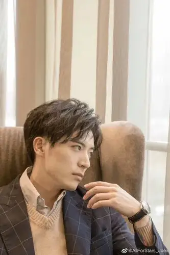 徐开骋会不会凭借且听凤鸣成为今年顶流