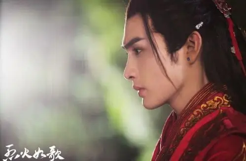 他是《烈火如歌》隐藏最深的人,最后良心发现,却让战枫彻底崩溃