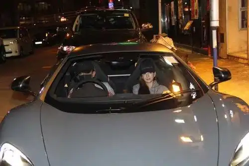 郭富城喜提750万限量版跑车,他车库里还有20多辆超级跑车