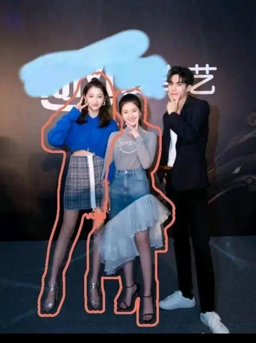 羊羊课后作业关晓彤赵露思同框,现场惨不忍睹