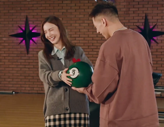 女儿3金晨和卡斯柏约会太开心观察员随口说的话预示结果