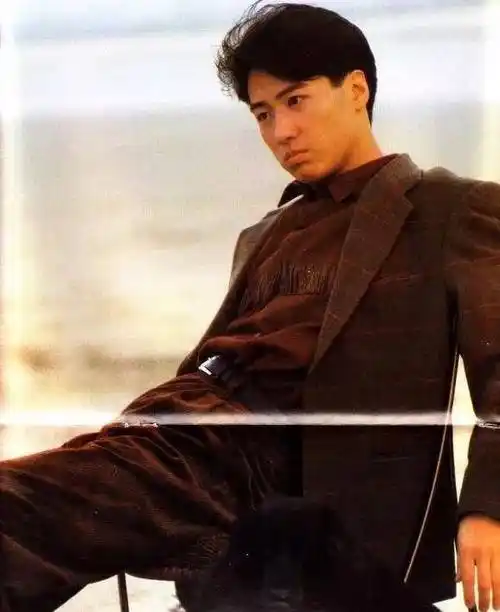 四大天王中最受年轻女生欢迎的是谁?是郭富城还是黎明呢?