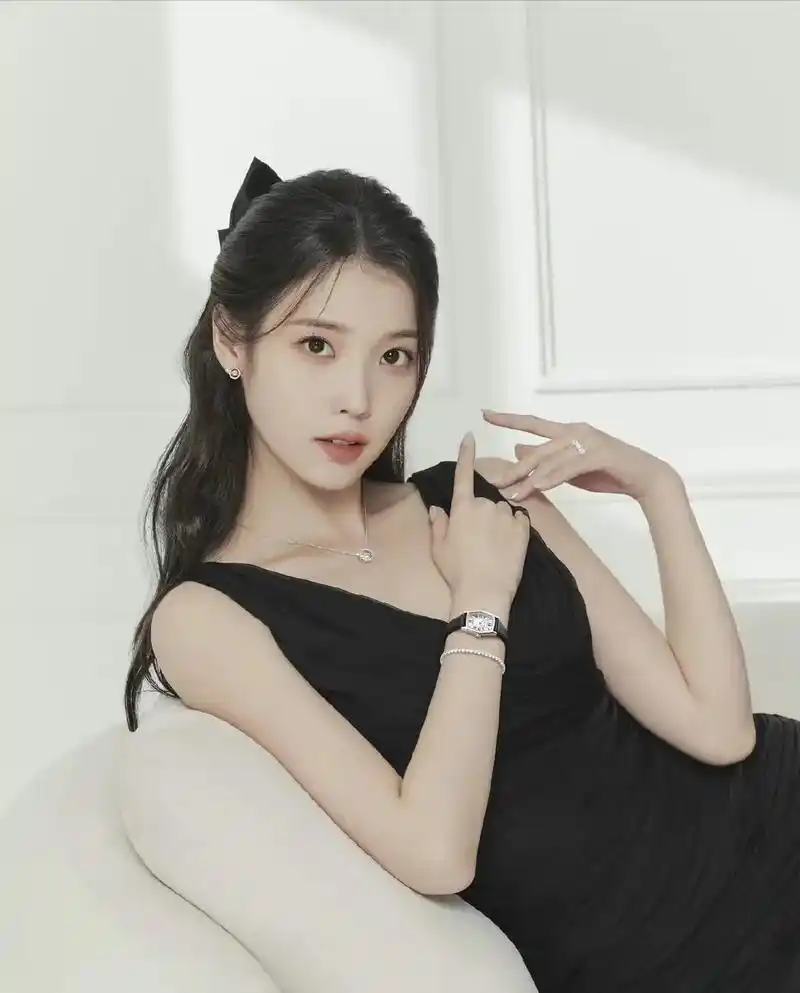 iu李知恩 #完美身材  - 抖音