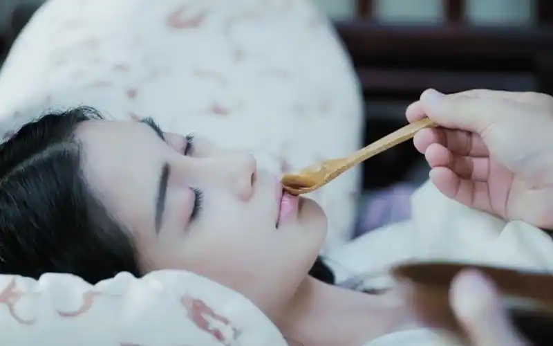 孤芳不自赏 第17集 白娉婷 杨颖 angelababy 昏迷