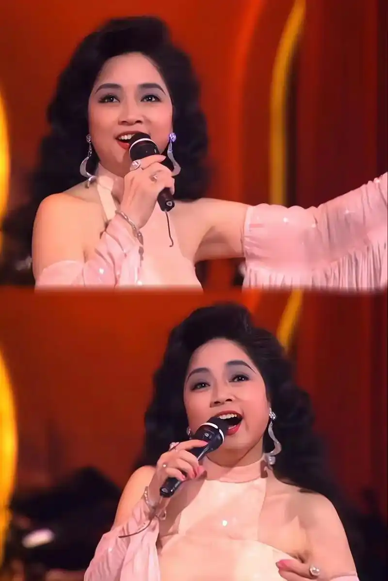 徐小凤 #不惧时光优雅到老 #美到发光 #留下岁月的痕迹 - 抖音