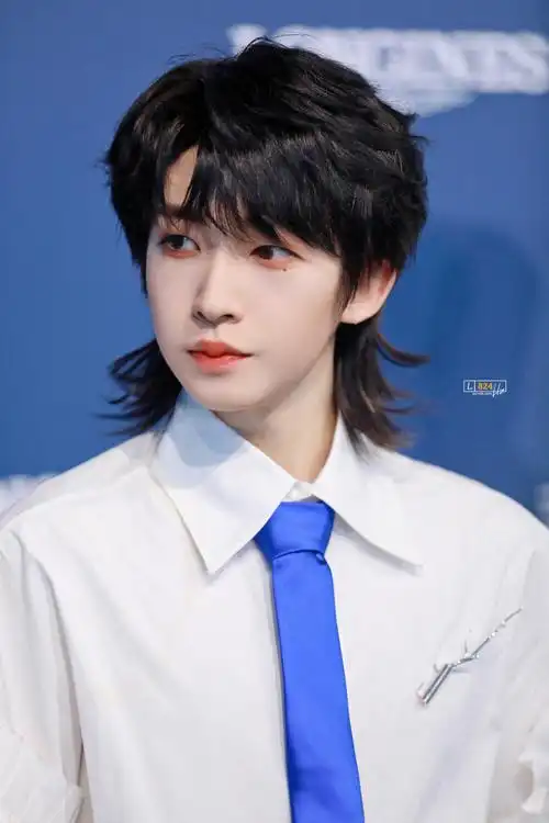 刘宇唇珠泪痣美人仙子