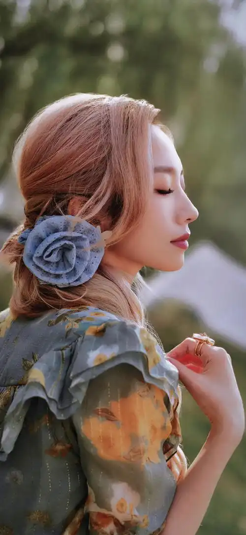 孟美岐超话·#和孟美岐的星岐旅行#    98·90|壁纸    @孟美岐