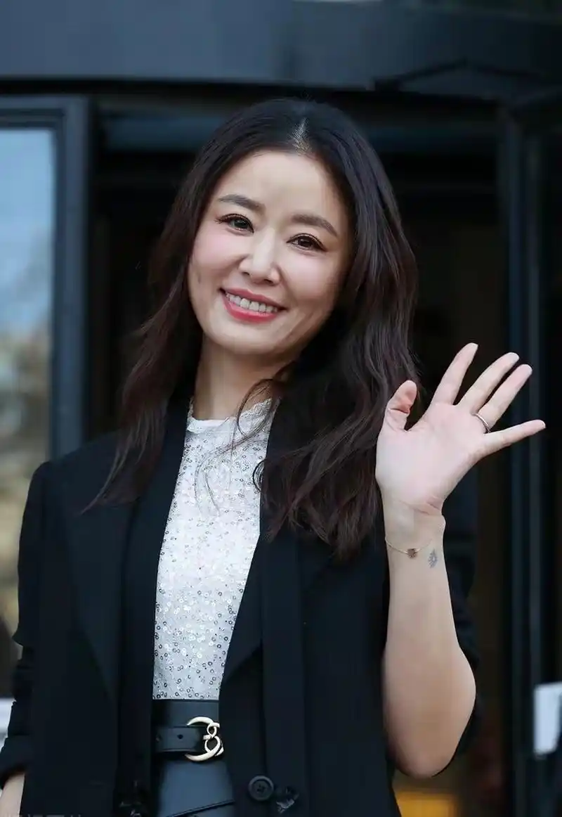 48岁的林心如真实状态爆出!