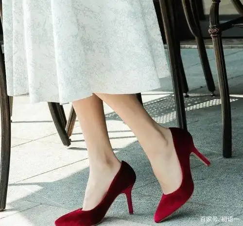 霸气高跟鞋让你穿衣无忧