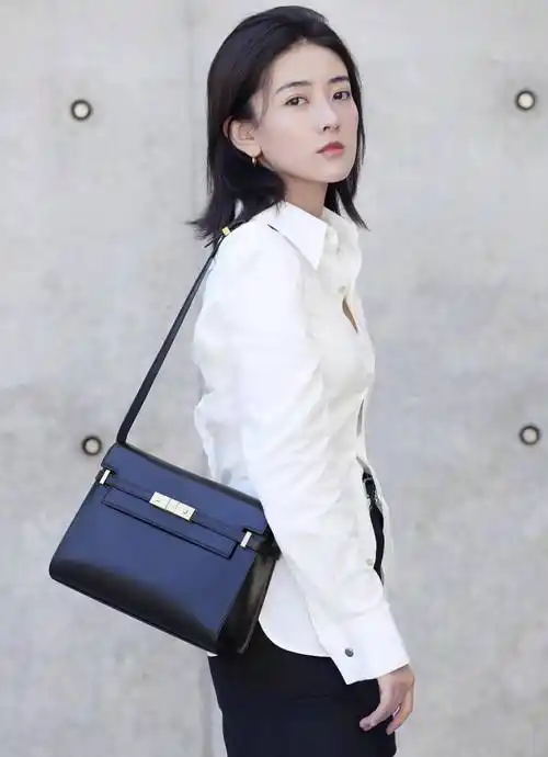 女明星梁洁写真合集:清新靓丽,俊美秀气_梁洁_写真_女明星