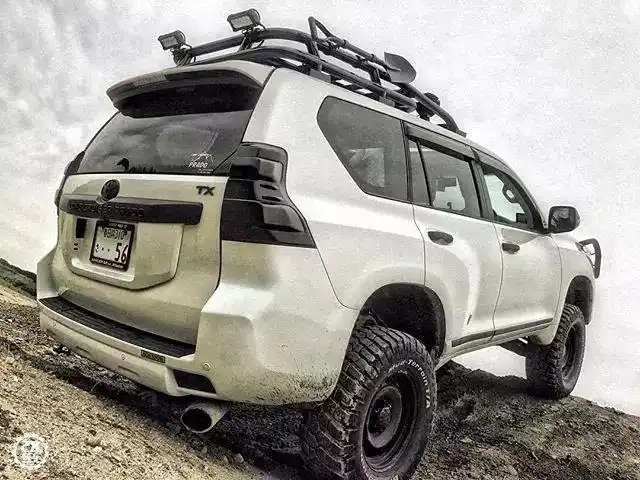 丰田普拉多爆改越野风格外观,释放野性的它真的很霸道!