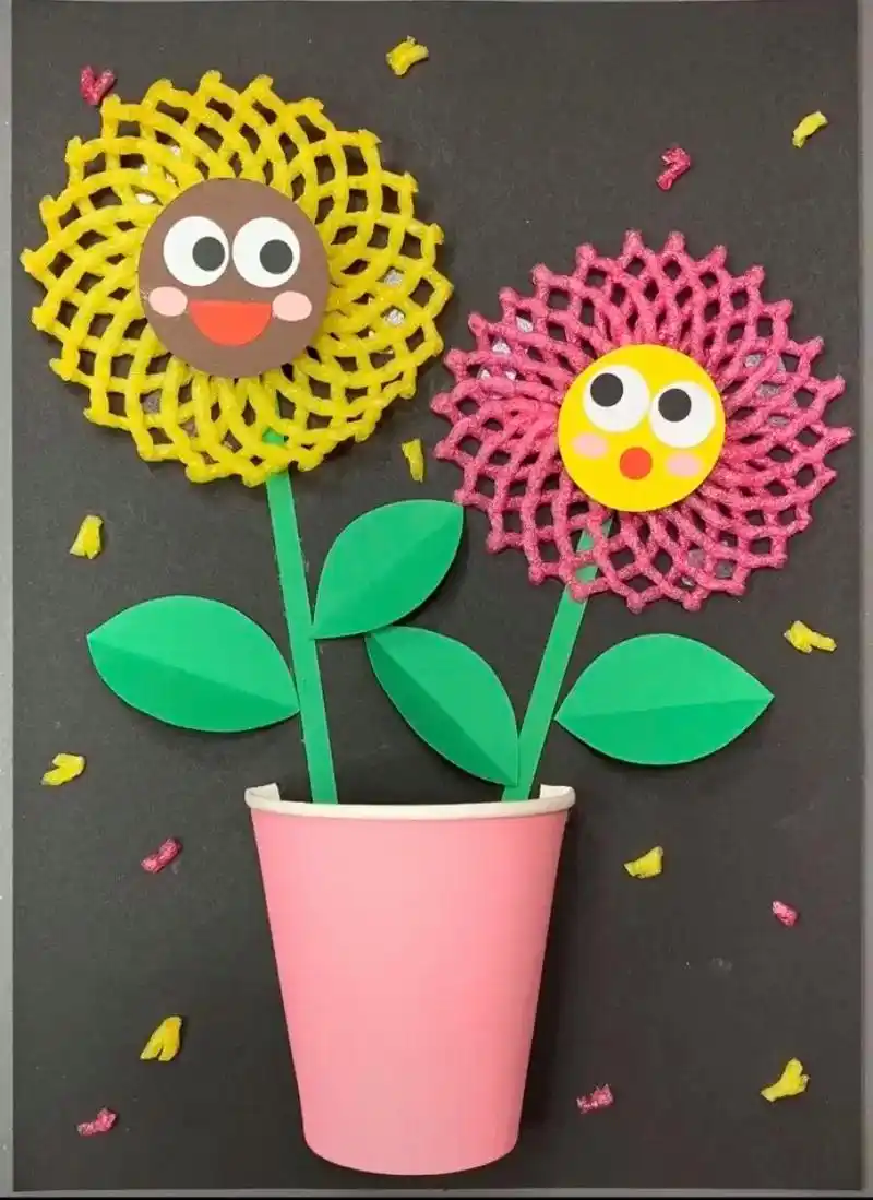 水果外面的网套不要丢,做一个环保小花吧.亲子手工,让你和孩子 - 抖音