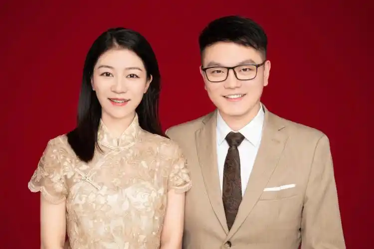 天真蓝结婚登记照证件照