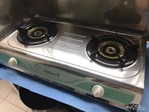 百尊天然气煤气灶,低价处理180一台需要联系我自提13142626332微信同