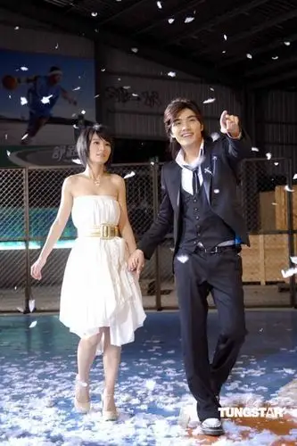 组图:hebe贺军翔《斗牛要不要》上演浪漫表白