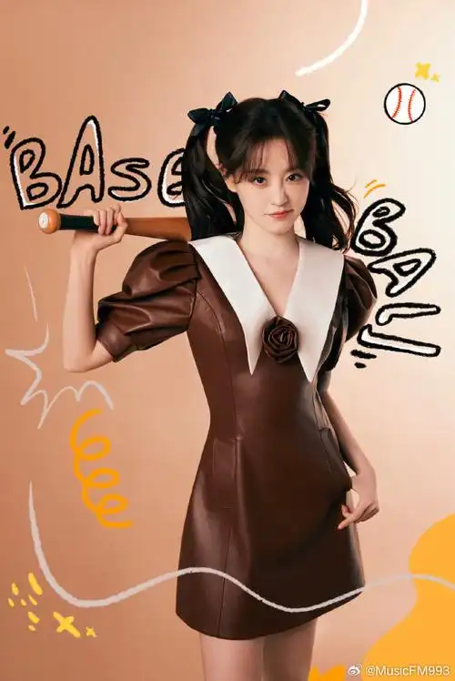 祝绪丹蝴蝶结丝带双马尾##祝绪丹美拉德复古皮裙